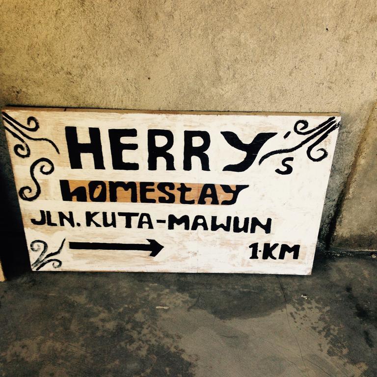 Herry Homestay Kuta  المظهر الخارجي الصورة